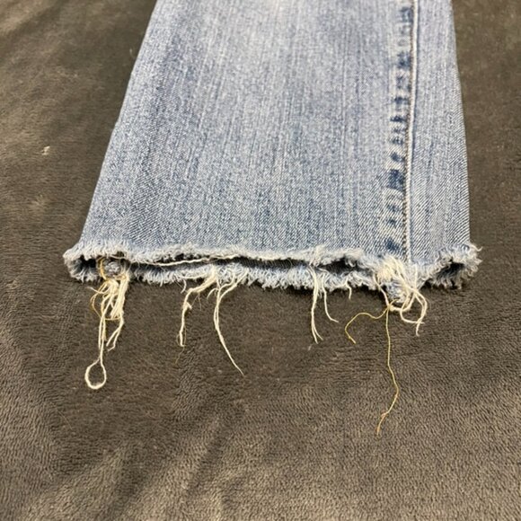 Joe's Women's Straight Leg Raw Hem Light Denim Cropped & Distressed Jeans, W27 - Picture 7 of 10